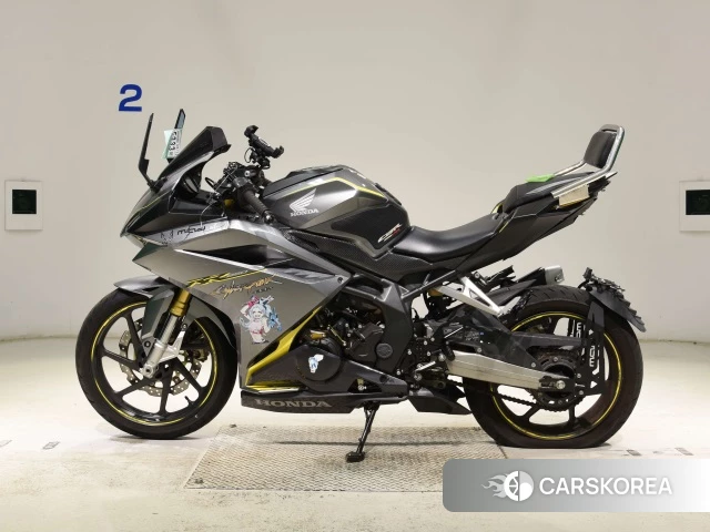 Проданный Honda CBR250RR 2017 из Японии