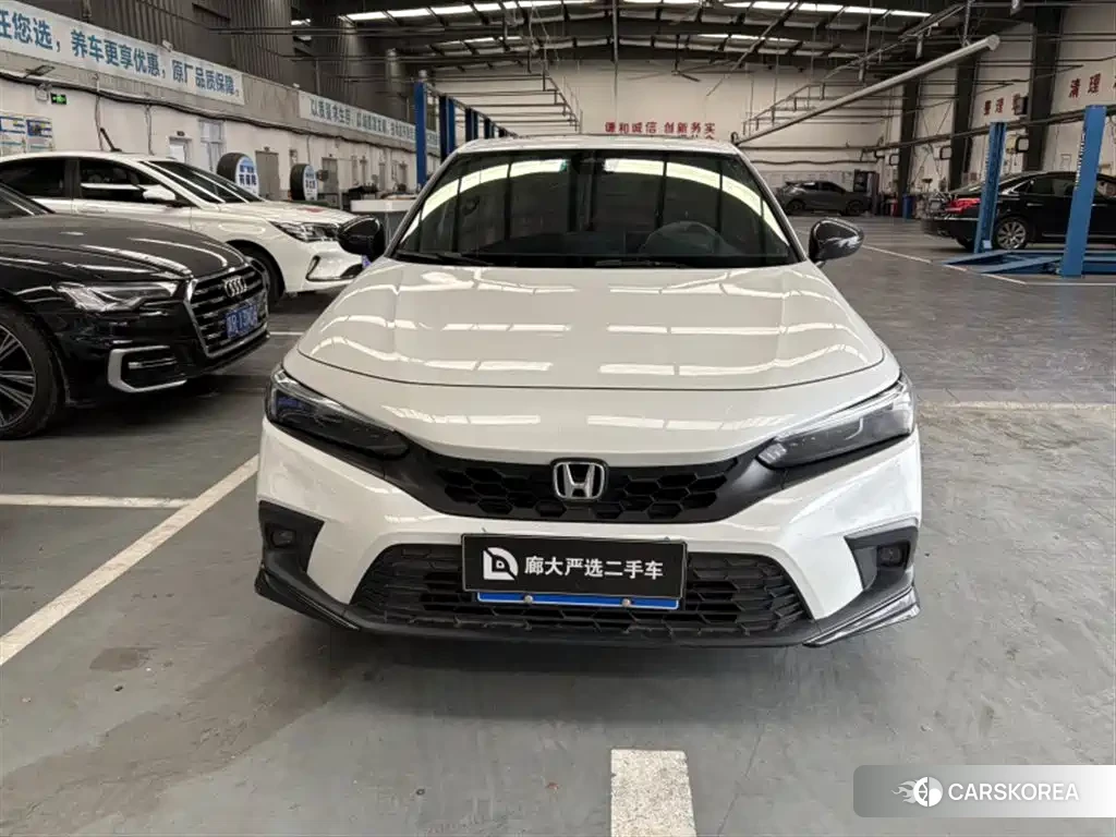Honda Civic 2023 Белый из Китая, фото 4