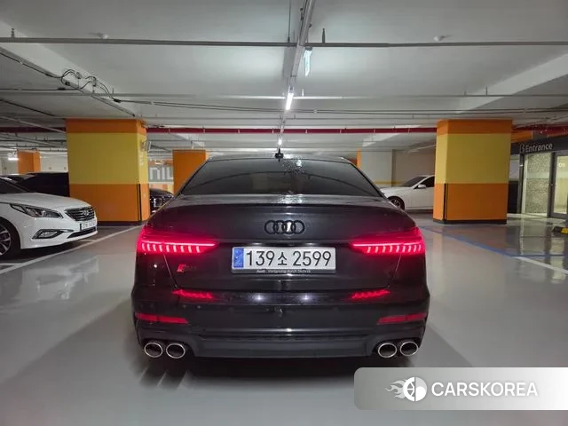 Audi A6 (C8) 2020 Черный из Кореи, фото 4
