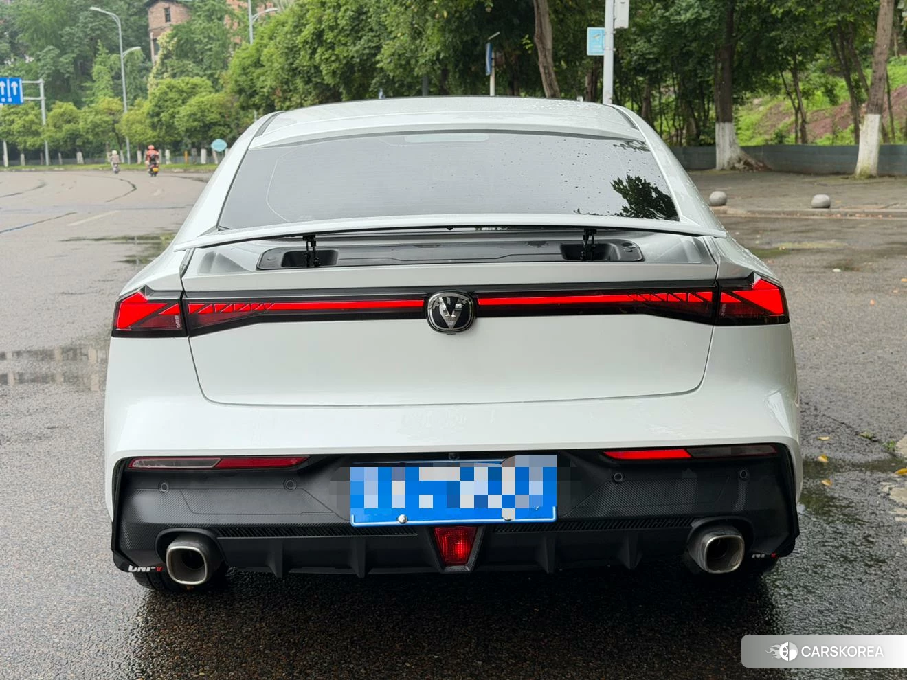 Chang'an UNI-V 2023 Белый из Китая, фото 4