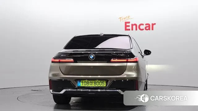 BMW 7 Series (G70) id 2997977 из Кореи 14