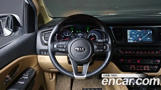 Kia The New Carnival id 2675625 из Кореи 14