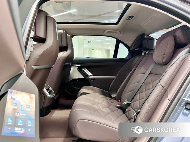 BMW 7 series 2025 Другой из Китая, фото 4