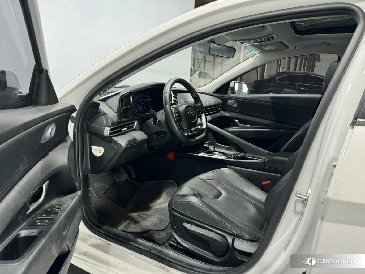 Hyundai Elantra 2022 Белый из Китая, фото 6