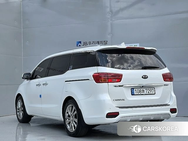 Kia The New Carnival id 4447151 из Кореи 14
