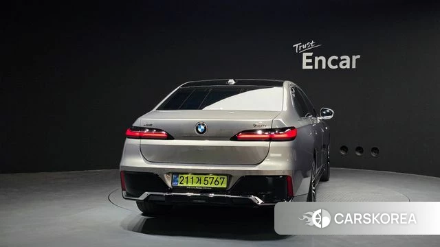 BMW 7 Series (G70) id 4194099 из Кореи 14