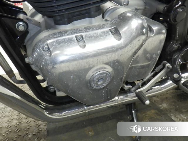 Engine photo