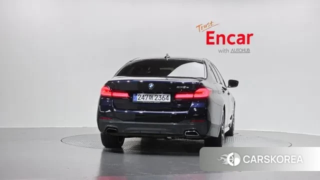 BMW 5 Series (G30) id 3567506 из Кореи 14