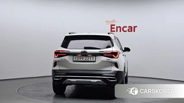 Kia Seltos id 4196489 из Кореи 27