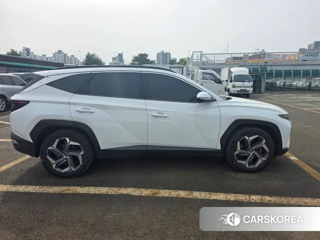 Hyundai Tucson (NX4) id 4196187 из Кореи 10