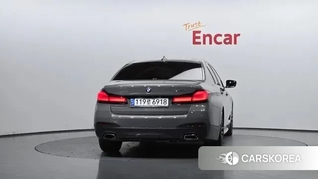 BMW 5 Series (G30) id 3459205 из Кореи 14