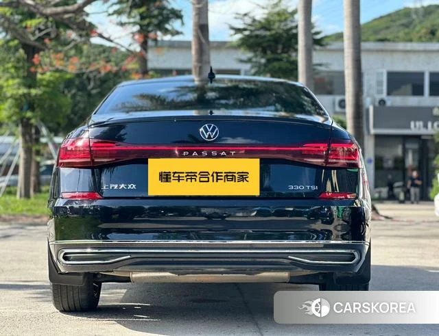 Volkswagen Passat id 4359345 из Китая 12