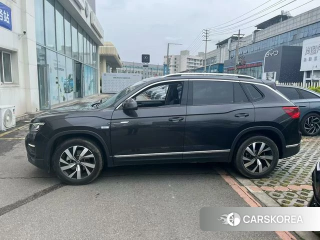 Volkswagen Tanyue 2022 Черный из Китая, фото 4