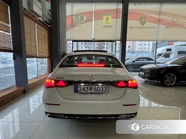 Mercedes-Benz E-Class W214 id 3486866 из Кореи 14