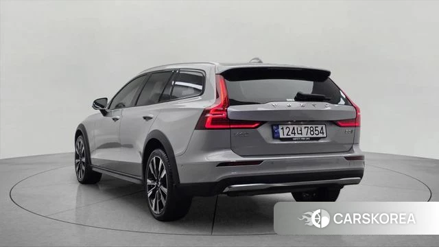Volvo V60 Cross-Country 2nd Generation id 4572171 из Кореи 14