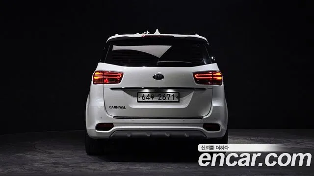 Kia The New Carnival id 2416167 из Кореи 14