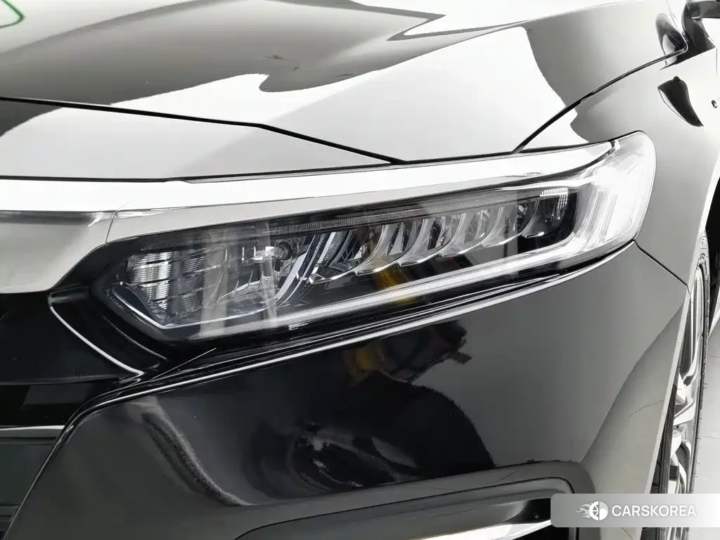 Honda Accord id 4680837 из Китая 18