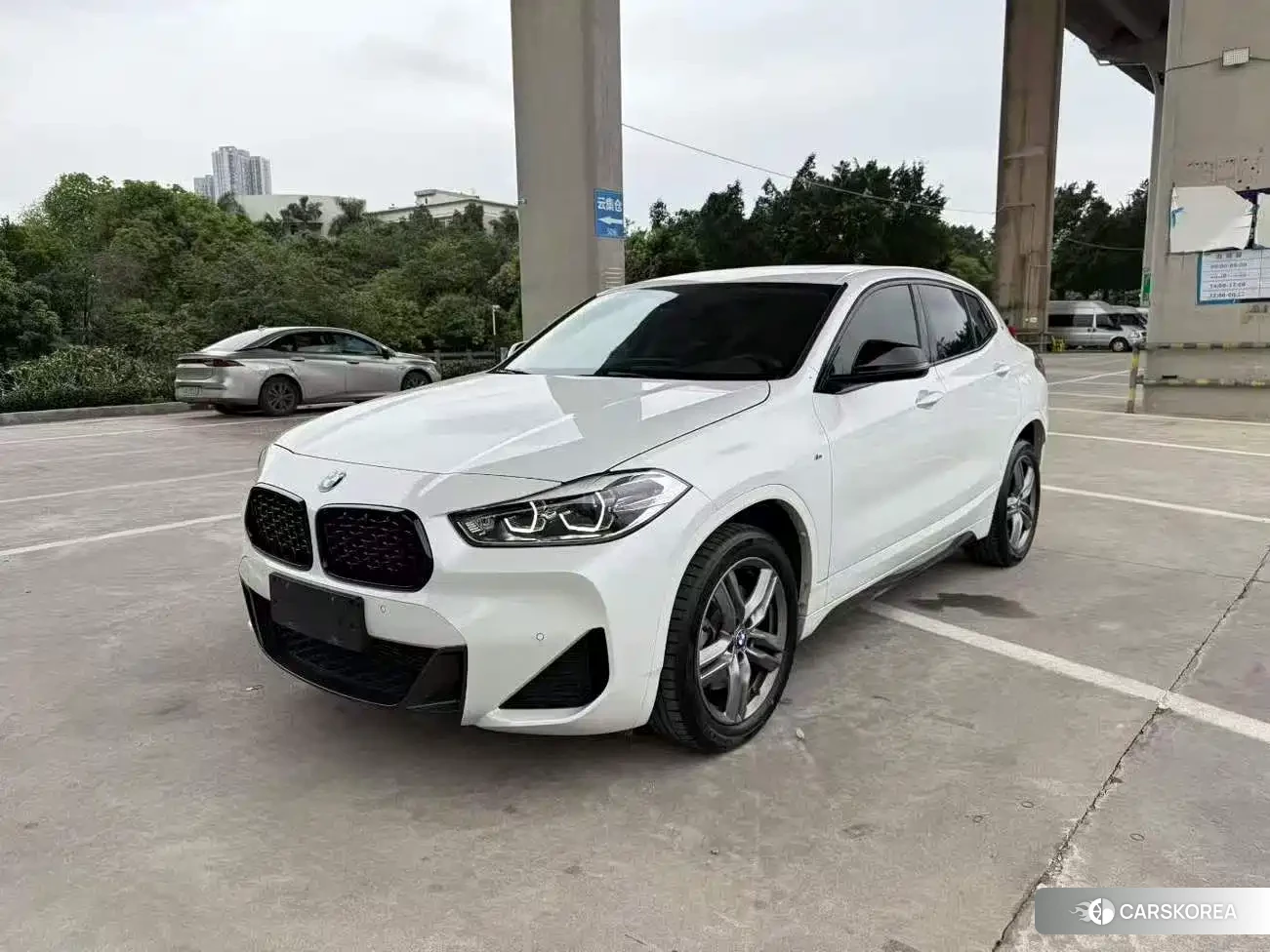 BMW X2 2023 Белый из Китая, фото 4