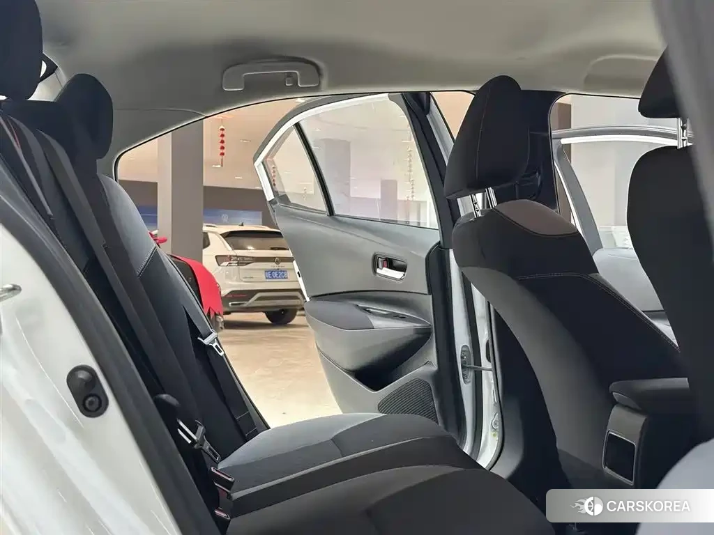 Toyota Corolla id 4654617 из Китая 11