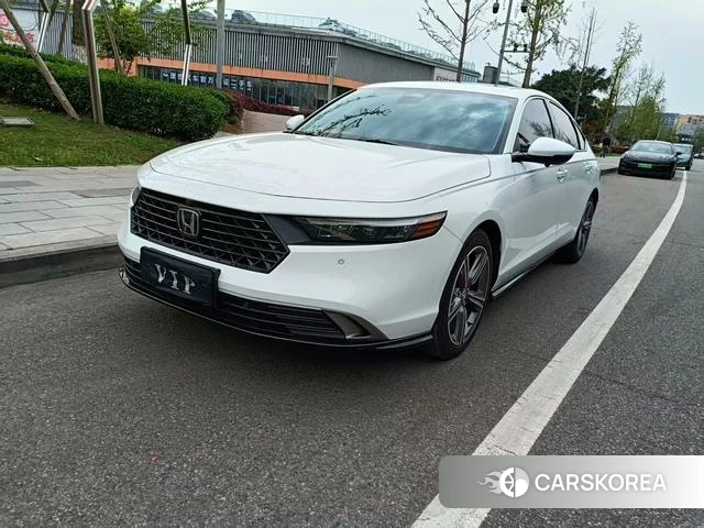 Honda Accord 2023 Белый из Китая, фото 5