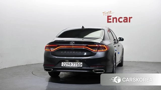 Hyundai Grandeur IG Hybrid id 3820607 из Кореи 14