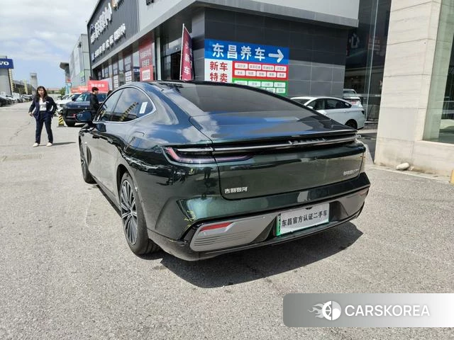 Geely Galaxy Galaxy Sparkle 8 PHEV id 4190356 из Китая 9