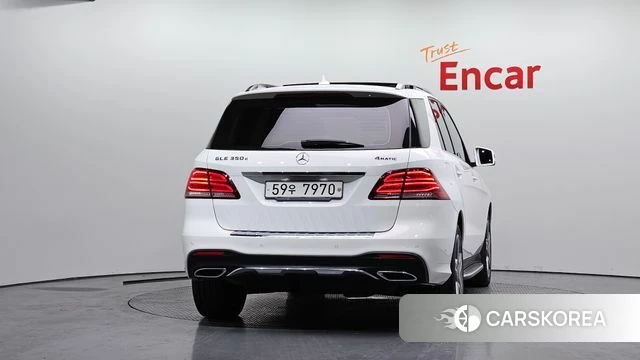 Mercedes-Benz GLE - Class W166 id 3814279 из Кореи 14