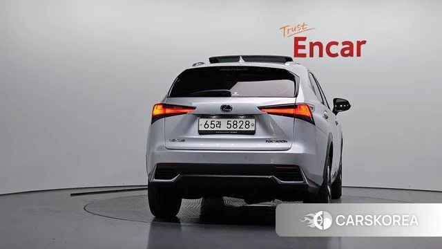 Lexus NX300h id 4447939 из Кореи 14