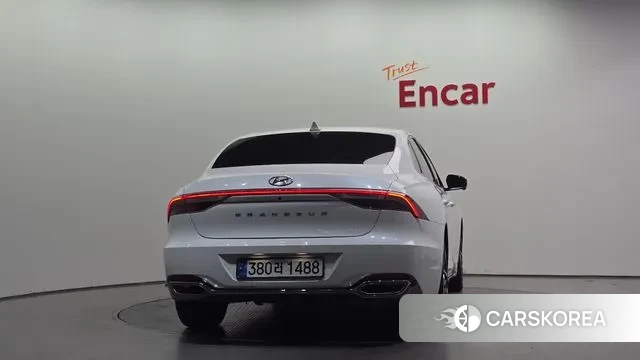 Hyundai The New Grandeur IG id 3329054 из Кореи 14