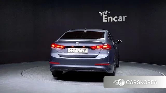 Hyundai Avante AD id 2977188 из Кореи 14