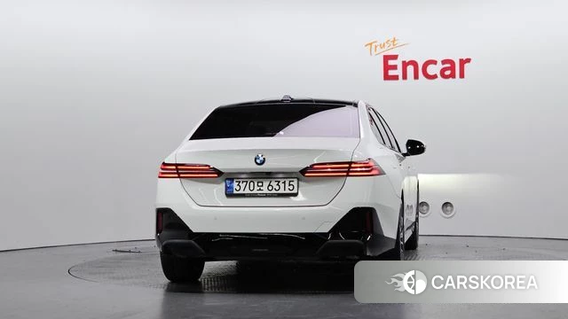 BMW 5 Series (G60) id 4753000 из Кореи 27
