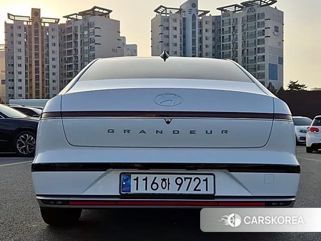 Hyundai Grandeur (GN7) id 3359770 из Кореи 14