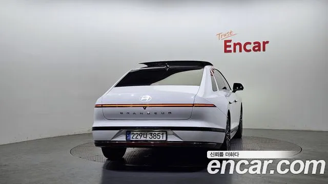 Hyundai Grandeur Hybrid (GN7) id 2738674 из Кореи 14
