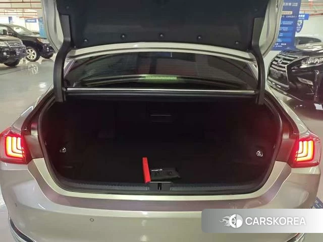 Lexus ES id 4274614 из Китая 7