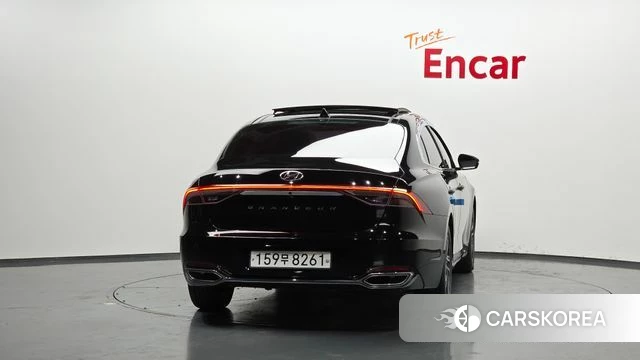 Hyundai The New Grandeur IG id 4316921 из Кореи 28