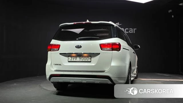 Kia All New Carnival id 4937817 из Кореи 30