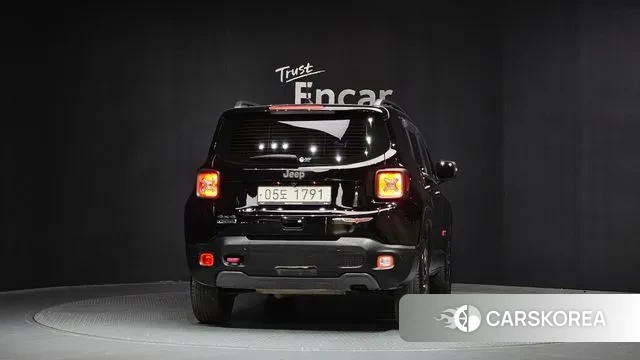 Jeep Renegade id 3789495 из Кореи 14