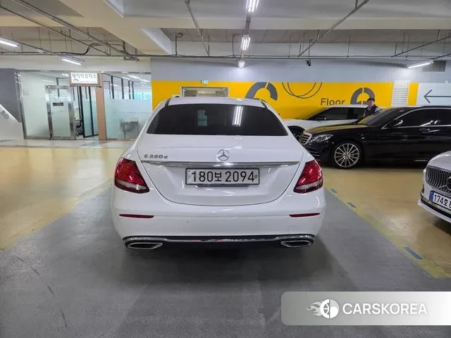 Mercedes-Benz E-Class W213 id 3291904 из Кореи 14