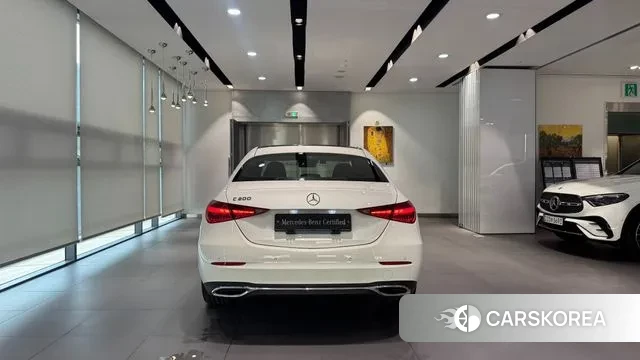 Mercedes-Benz C-Class W206 2025 Белый из Кореи, фото 4
