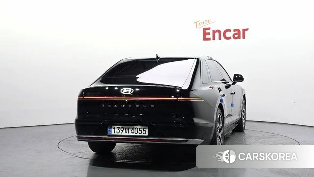 Hyundai Grandeur (GN7) id 3914992 из Кореи 14