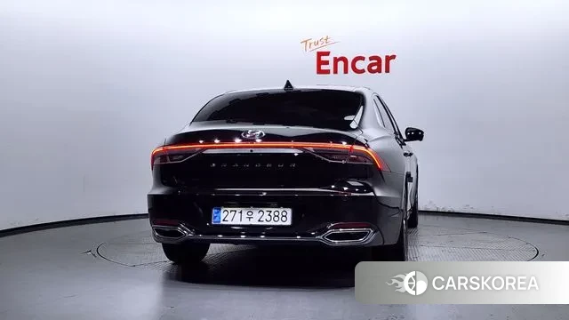 Hyundai The New Grandeur IG id 3059089 из Кореи 14