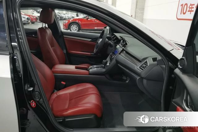 Honda Civic id 4276079 из Китая 18