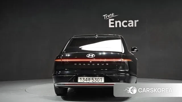 Hyundai Grandeur (GN7) id 2900192 из Кореи 14