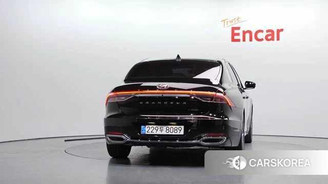 Hyundai The New Grandeur IG id 4284789 из Кореи 24