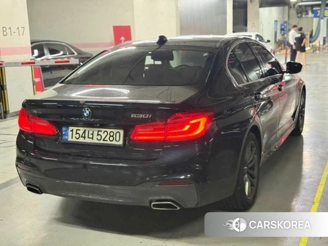 BMW 5 Series (G30) 2018 Черный из Кореи, фото 4