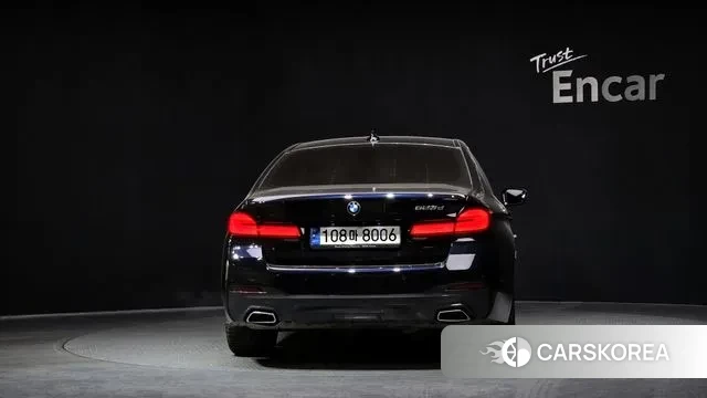 BMW 5 Series (G30) id 3635599 из Кореи 14