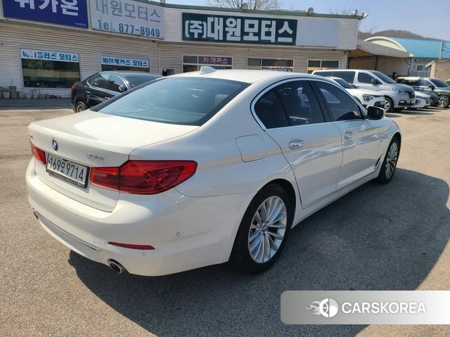 BMW 5 Series (G30) id 3879951 из Кореи 11