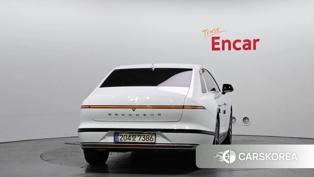 Hyundai Grandeur (GN7) id 3940328 из Кореи 14