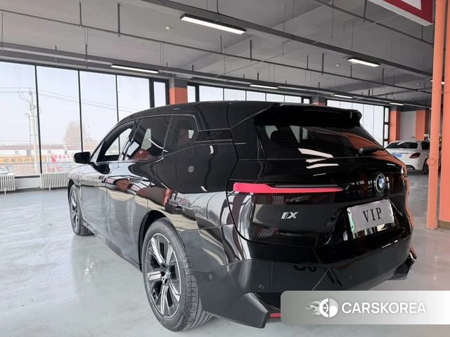 BMW iX 2023 Черный из Китая, фото 4