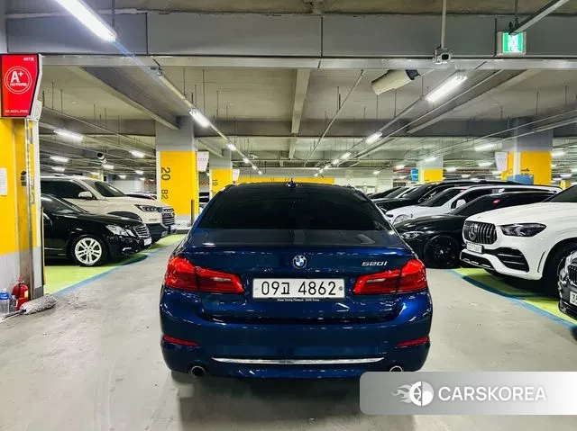 BMW 5 Series (G30) id 3454983 из Кореи 14